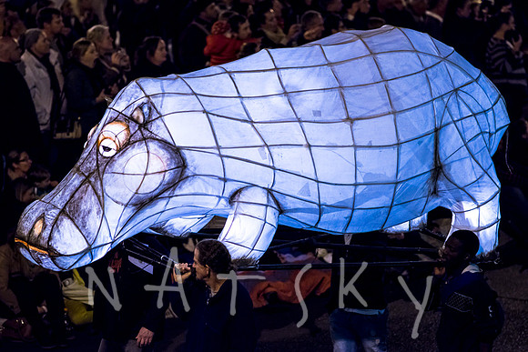 LANTERN PARADE 142