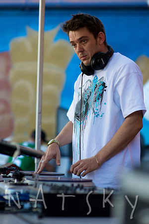 LISMORE STREET PHOTOGRAPHER