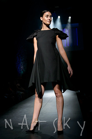 STRUT 129