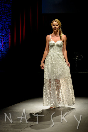 STRUT 021
