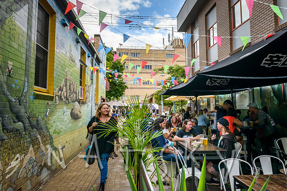 EAT THE STREET 003