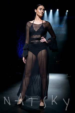 STRUT 204