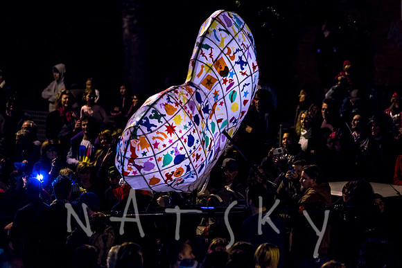 LANTERN PARADE 103