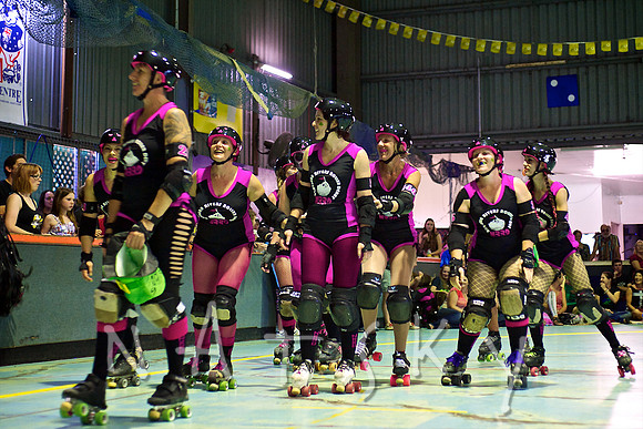 ROLLER DERBY PHOTOGRAPHER