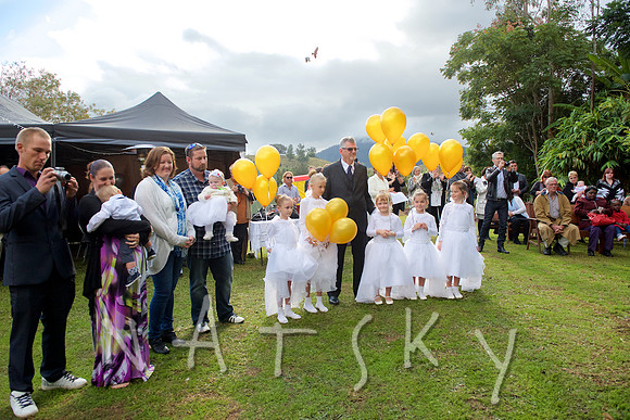 NIMBIN WEDDING PHOTOGRAPHER