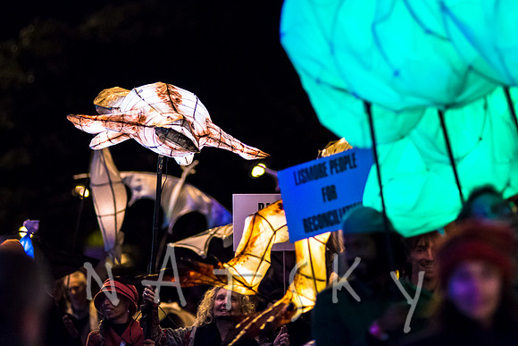 LANTERN PARADE 044