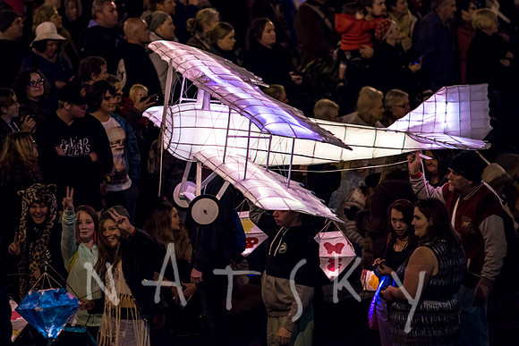 LANTERN PARADE 113