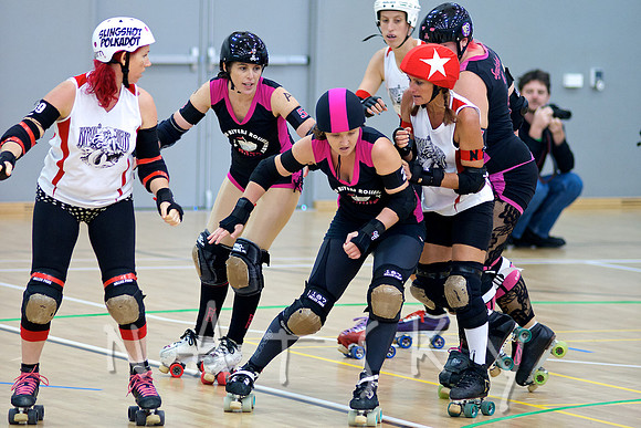 ROLLER DERBY PHOTOGRAPHER