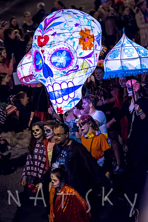 LANTERN PARADE 064