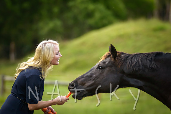 SONIA STEINER - HORSE LOVER & WEDDING CELEBRANT