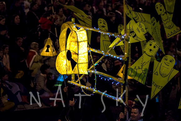 LANTERN PARADE 116