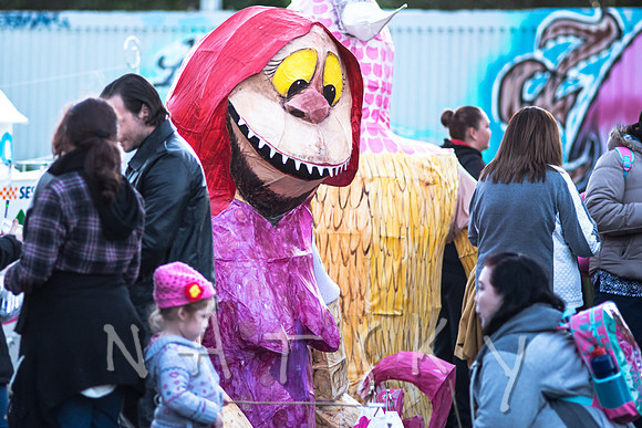 LANTERN PARADE 025