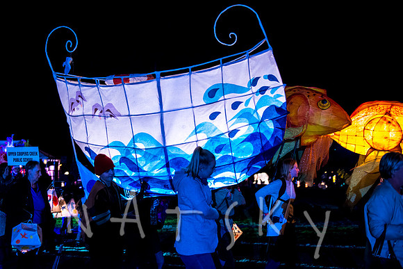 LANTERN PARADE 155