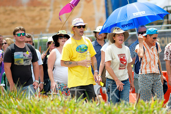 LISMORE STREET PHOTOGRAPHER  072