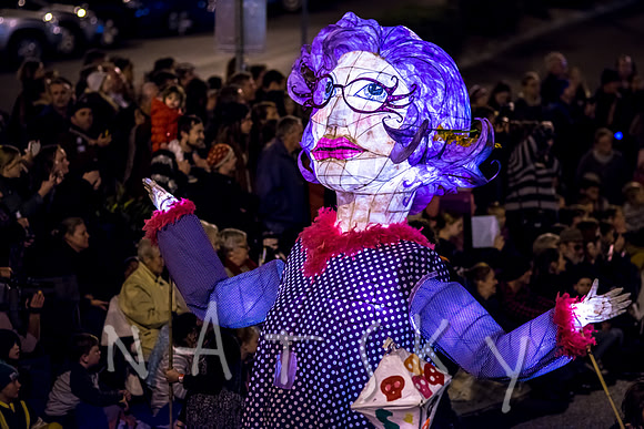 LANTERN PARADE 060