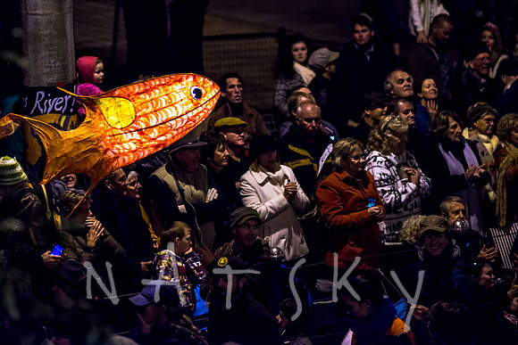 LANTERN PARADE 126