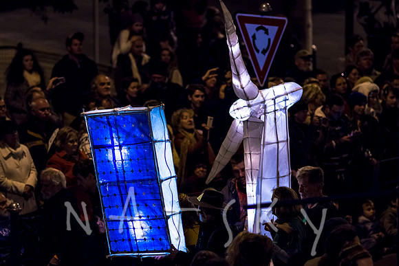 LANTERN PARADE 119