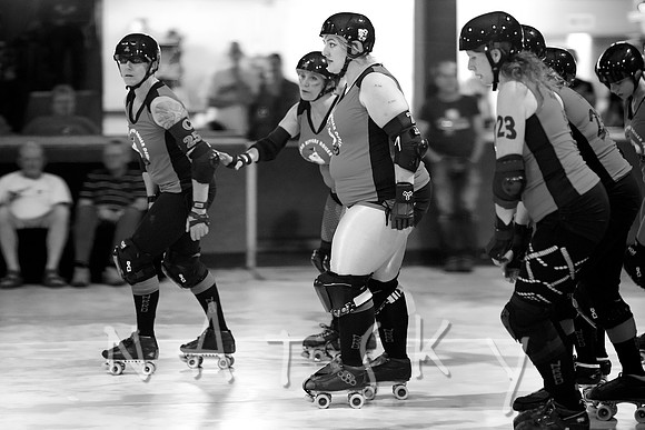 LISMORE ROLLER DERBY PHOTOGRAPHER