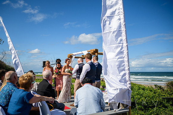 LENNOX HEAD WEDDING PHOTOGRAPHER 010