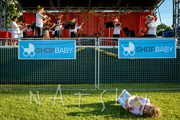 carols stage 075