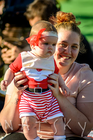 carols crowd 038