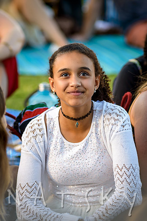 carols crowd 059