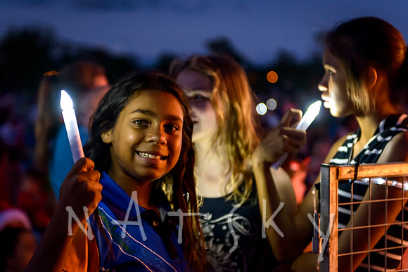 carols crowd 121