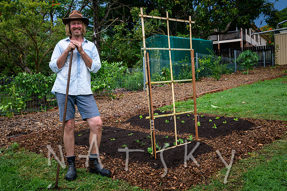 PHIL DUDMAN - ABC GARDEN GURU