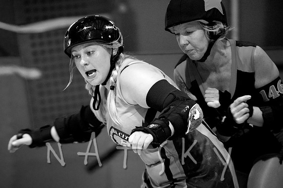 ROLLER DERBY PHOTOGRAPHER