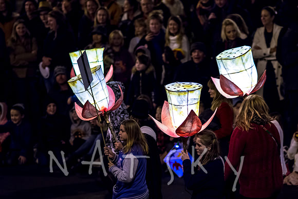 LANTERN PARADE 061