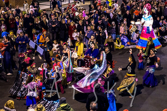 LANTERN PARADE 129