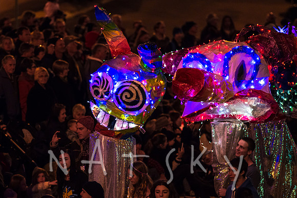 LANTERN PARADE 122