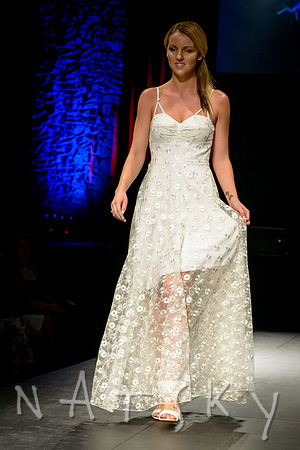 STRUT 022