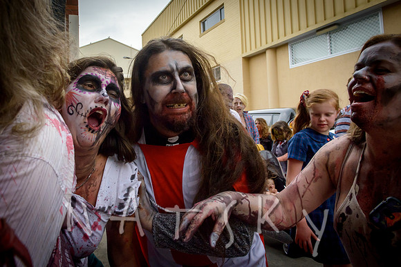 zombies 047