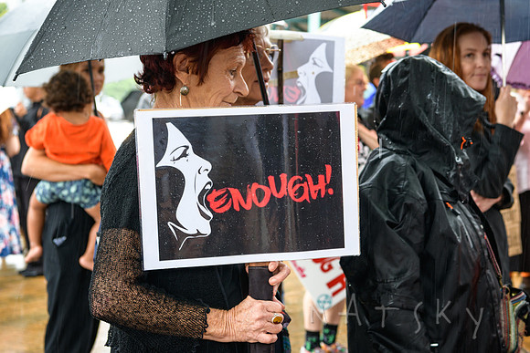 WOMEN'S MARCH 005