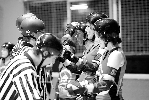 LISMORE ROLLER DERBY PHOTOGRAPHER