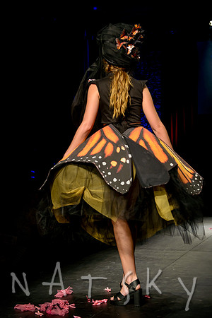 STRUT 037