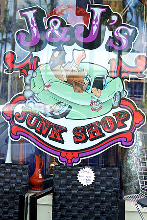junkshop  027