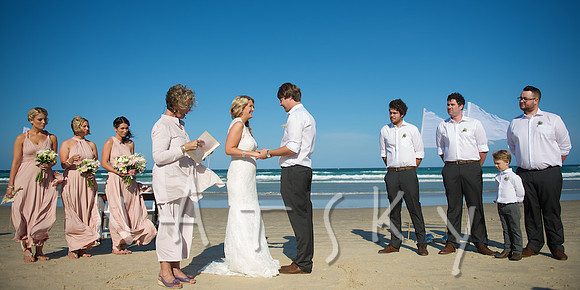 LENNOX HEAD WEDDING PHOTOGRAPHY