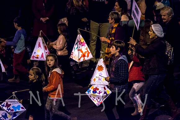 LANTERN PARADE 075