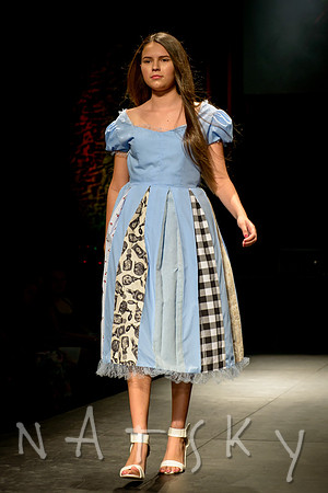 STRUT 025