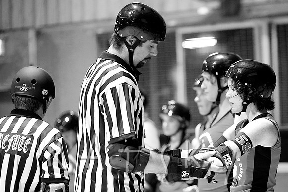 LISMORE ROLLER DERBY PHOTOGRAPHER