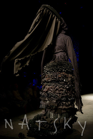 STRUT 108