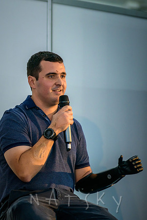 SPEAKERS 045